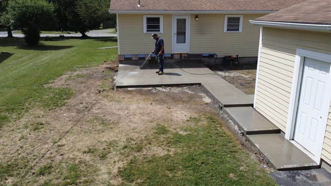 AL Concrete Patio & Sidewalk 02