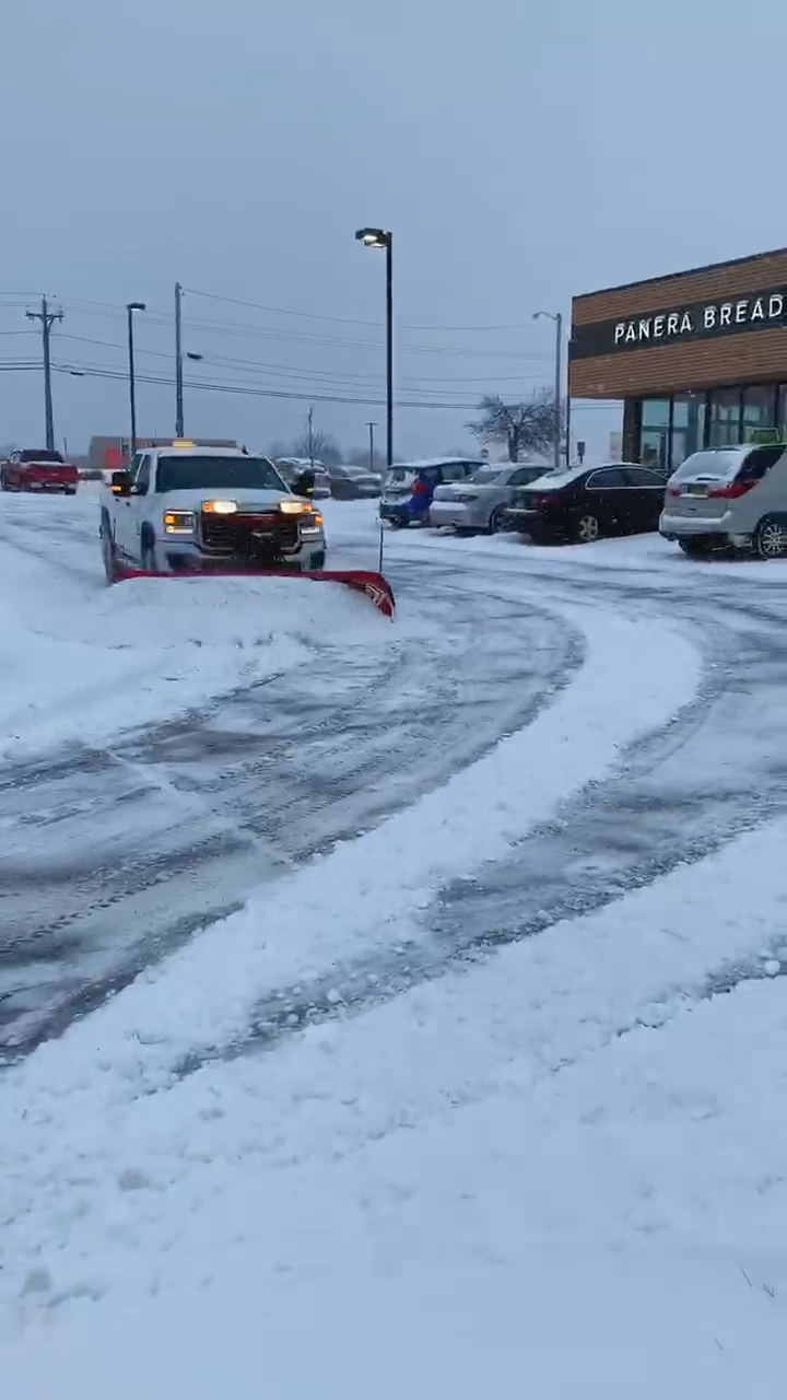 Commercial PLOWING Panera Bread 01