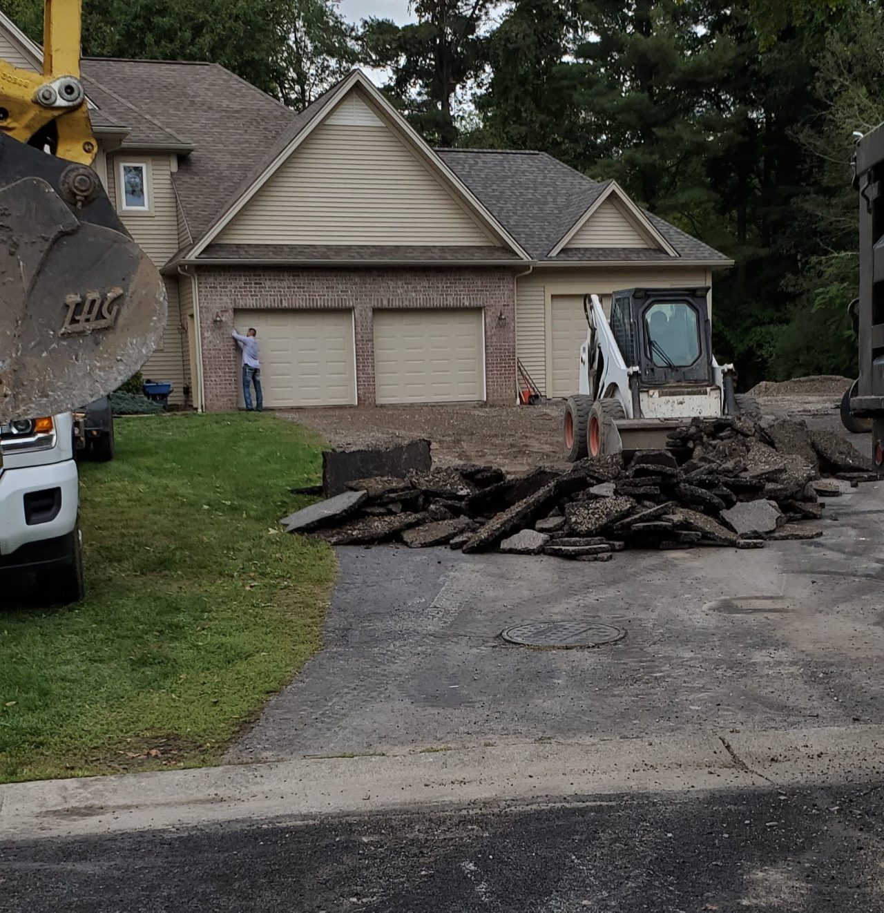 EXCAVATING Driveway Tear Out 01