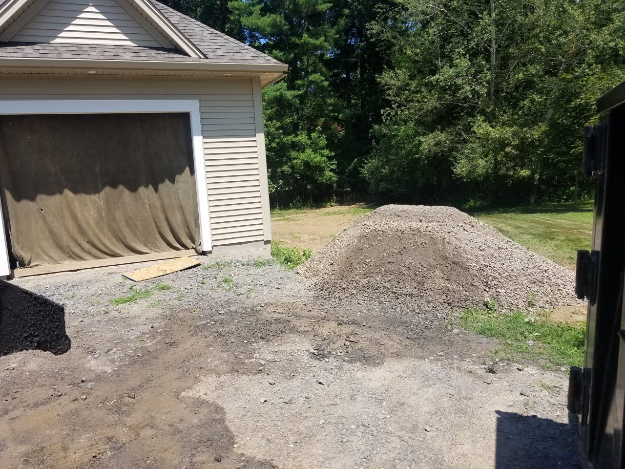 EXCAVATING Trailwood Driveway Addition Prep 01