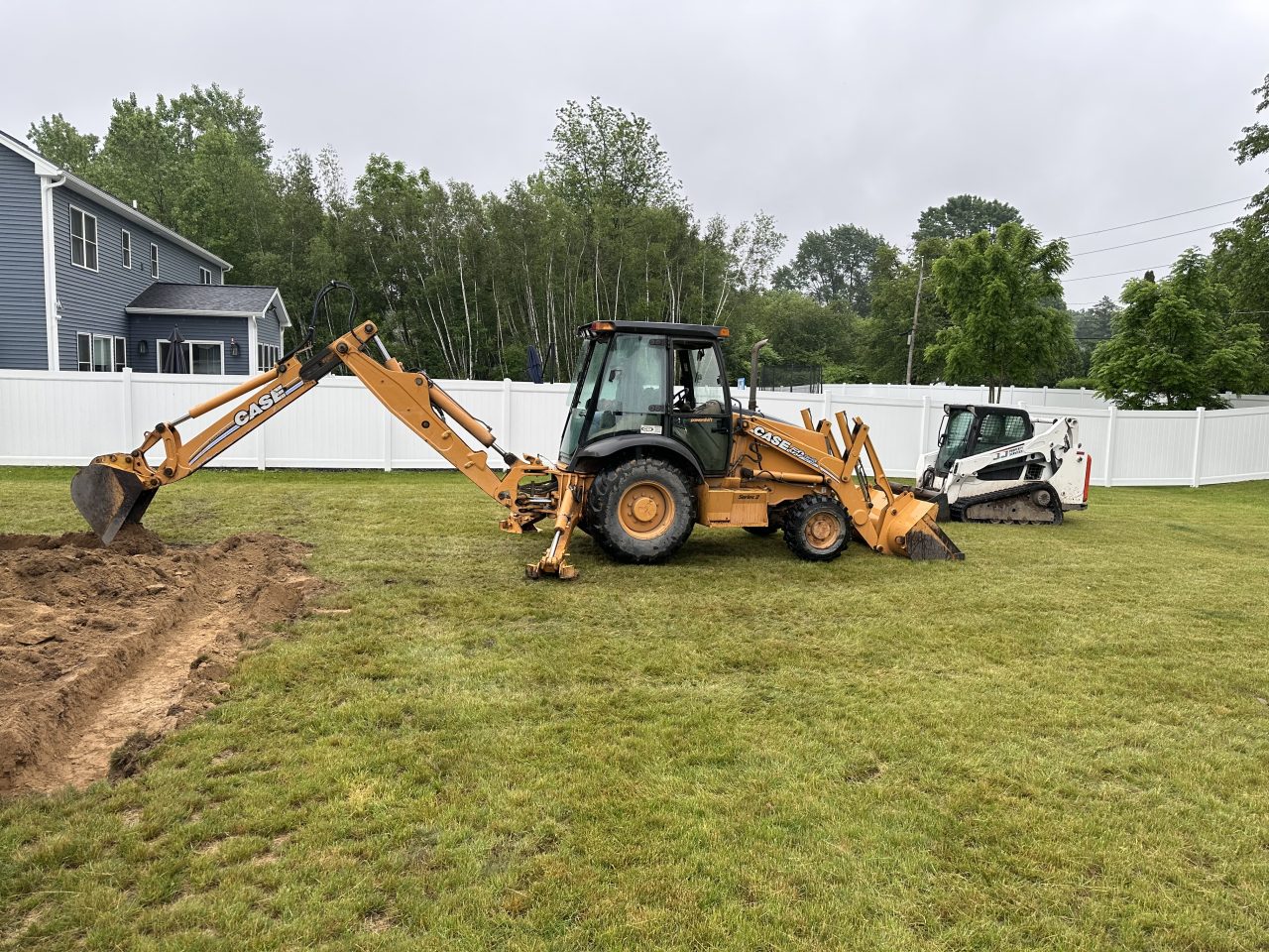 EXCAVATION Digging Patio Footer 01