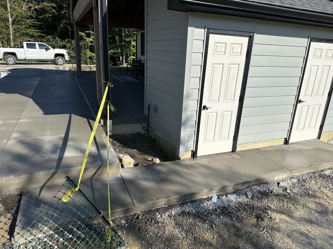 GARTMAN Concrete Sidewalk & Patio After 01