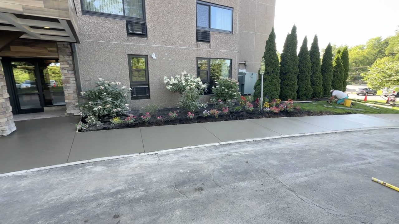 Nursing Home Concrete Sidewalk & Entrance 01